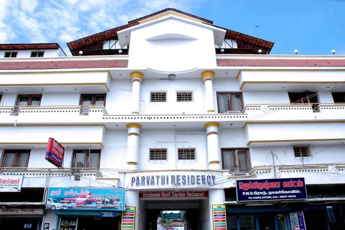 Parvathi Residency Hotel Nagercoil Bagian luar foto