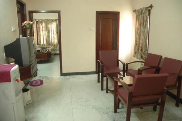 Parvathi Residency Hotel Nagercoil Bagian luar foto